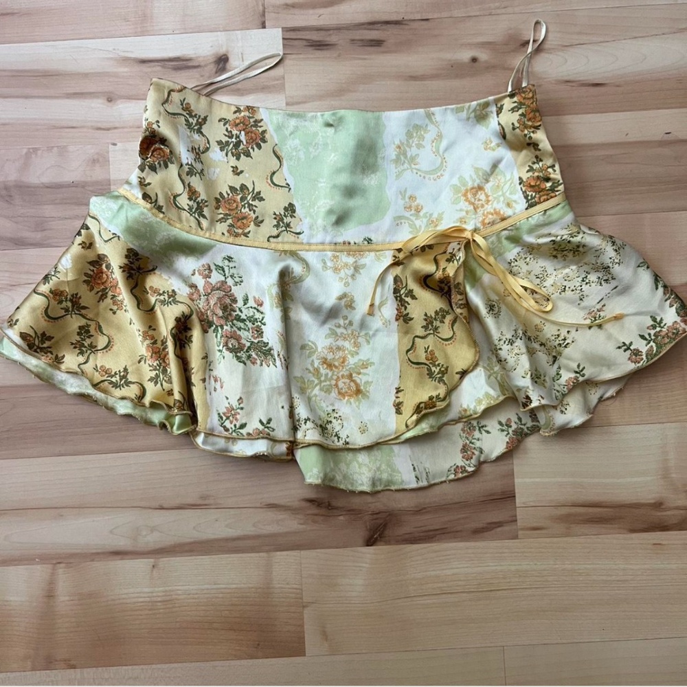 Kimchi blue skirt